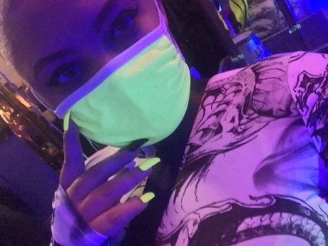 Luci Morningstar スターセックス 写真