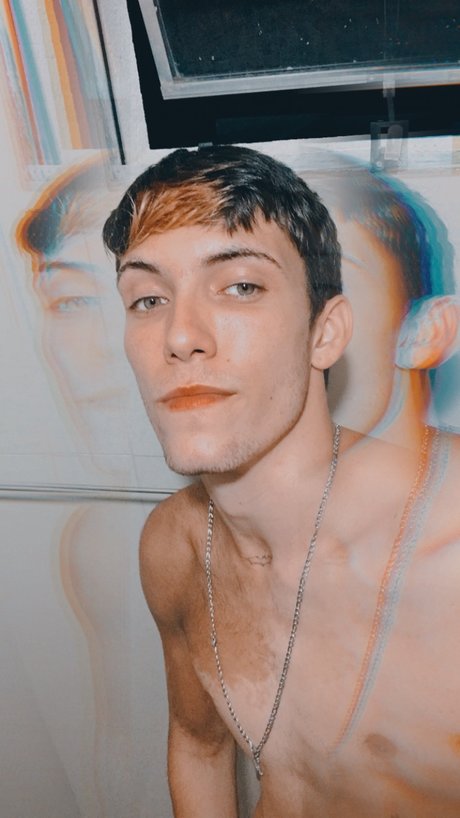 Romeu moreira かわいいポルノスター 写真