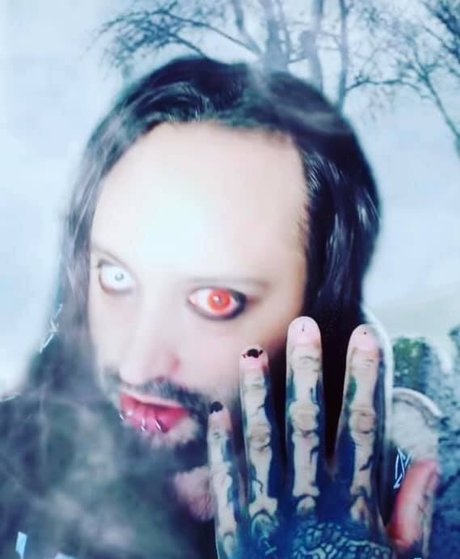 Ashley Graves ホット女優 写真