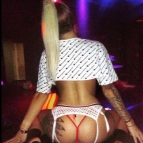 Milli Millions ヌードのポルノスター 画像