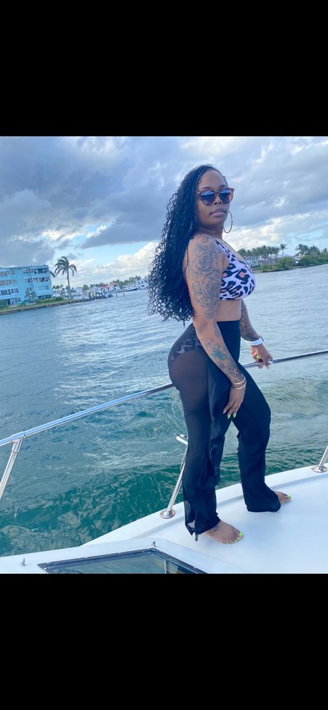 Lakeshia Culverson エロティックなモデル 写真