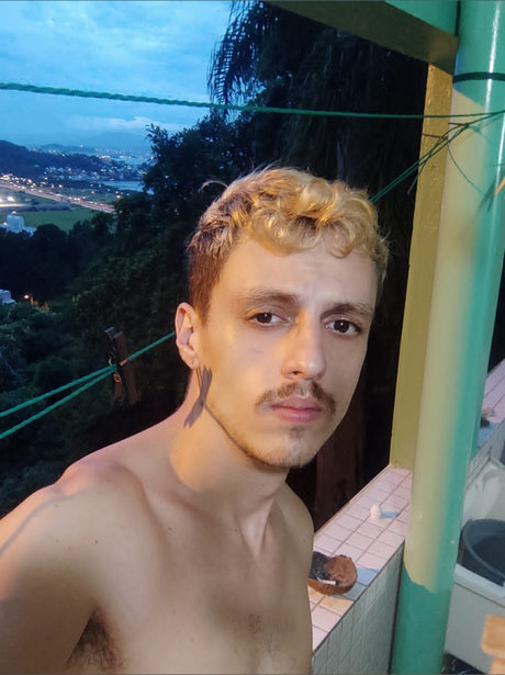 GurizaoBr アダルトモデル 写真