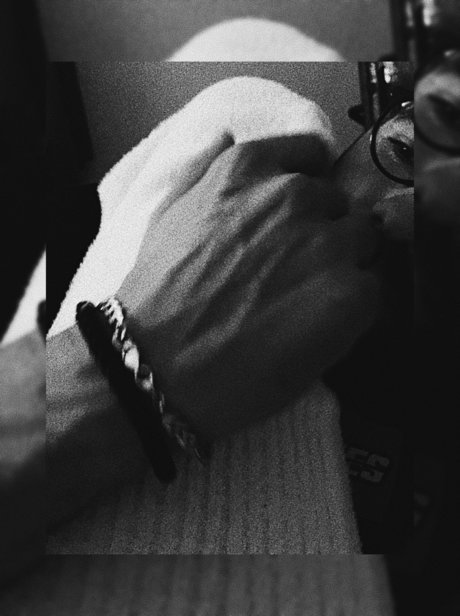 Zeletino ポルノスター ヌード 画像