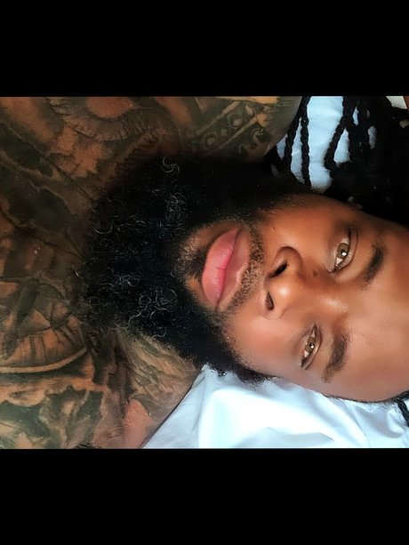 Woods ポルノスター 美しい 画像