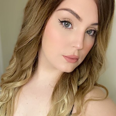 Lilly Adams ポルノ女優 ギャラリー