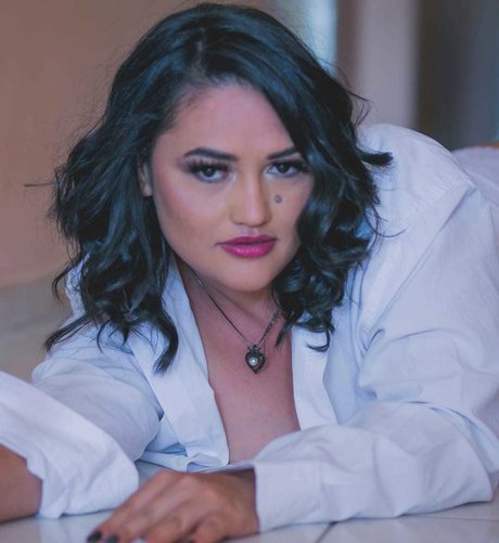 Moh ヌードモデル 画像