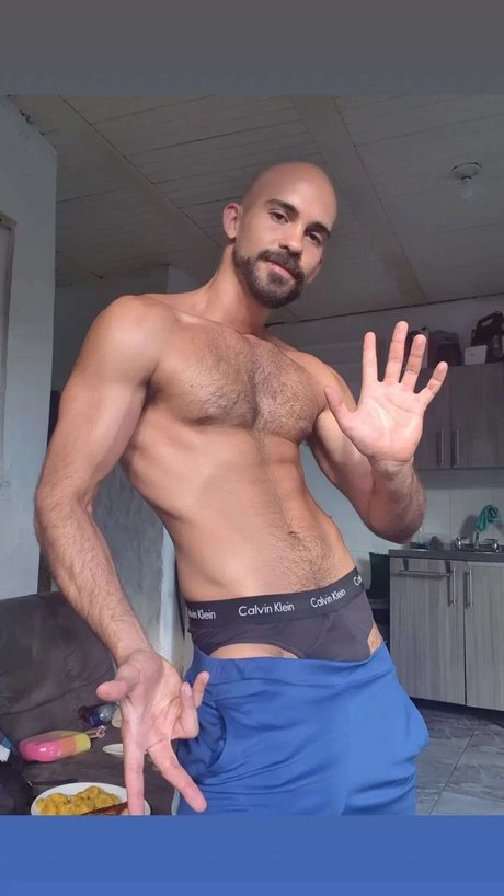 パウグプリンセスOnlyFans セクシー裸 写真