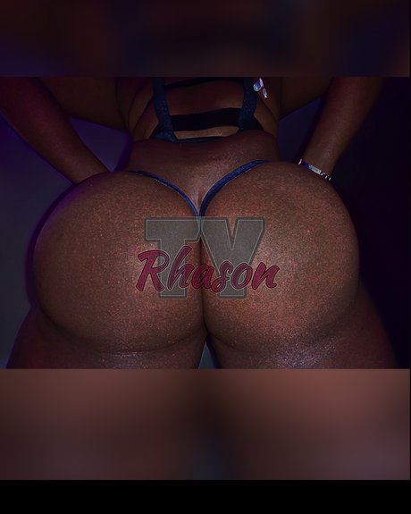 THEE APE PIN_ トップモデル 写真