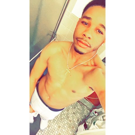 lilricaniggaa0009 ポルノスター 美しい 写真