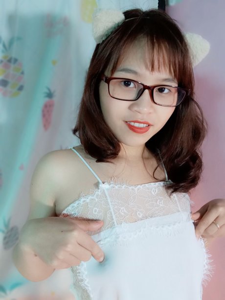 MeliaSS ポルノモデル 写真