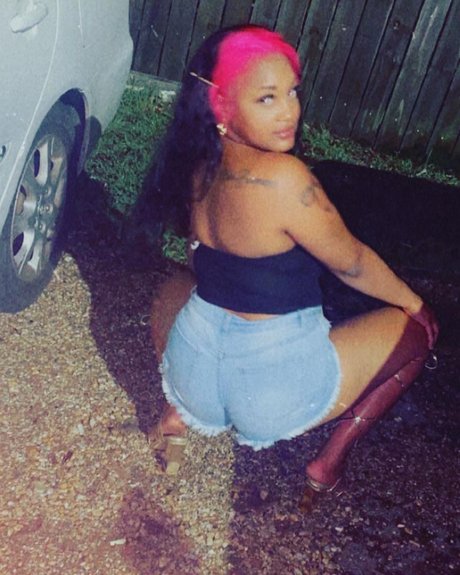 Barbie Bitch ポルノスター アーカイブ