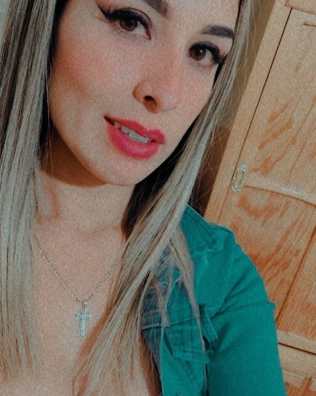 Leah raam かわいいモデル 画像