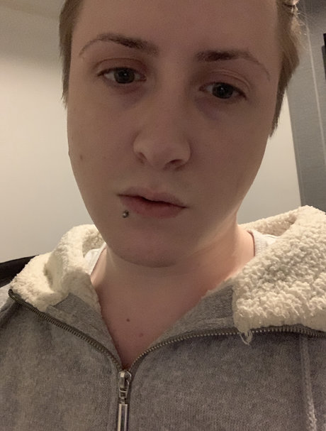 u5645195 スター ヌード 写真