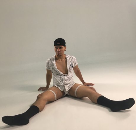 Aaron viera セクシーなスター 画像