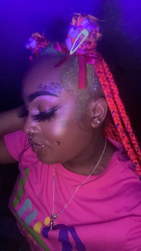 u8553238 セクシーモデル 写真