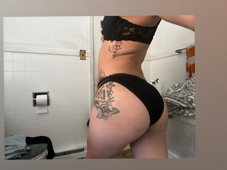 バブルバットオンリーファン えろ 写真