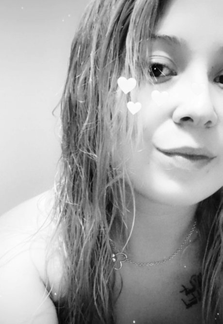 Sumppu セクシーなポルノスター ギャラリー