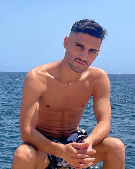 MASTERP0RN XL ポルノスター ヌード 写真