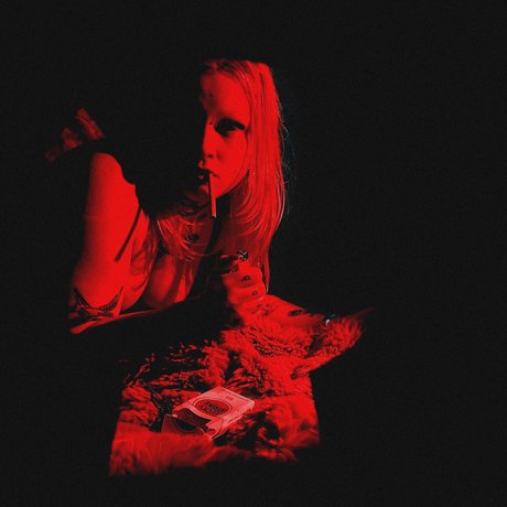 Kitty L Gore xxxポルノスター ギャラリー