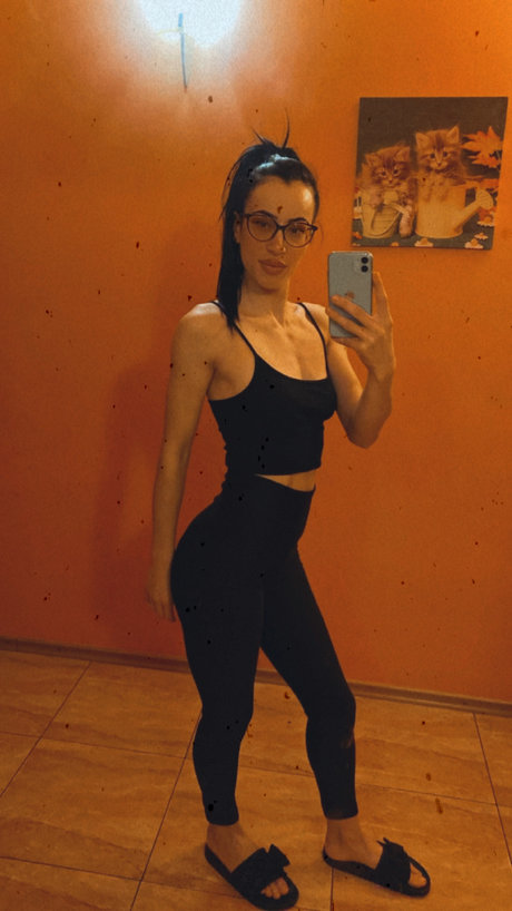 Bruneta Sexy HDスター 画像