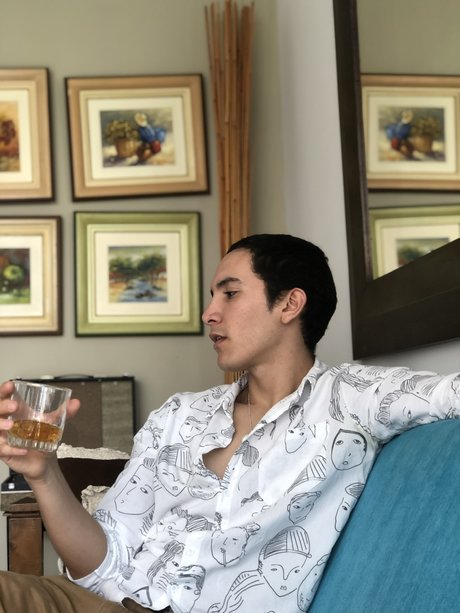 IAM ヌードモデル ギャラリー