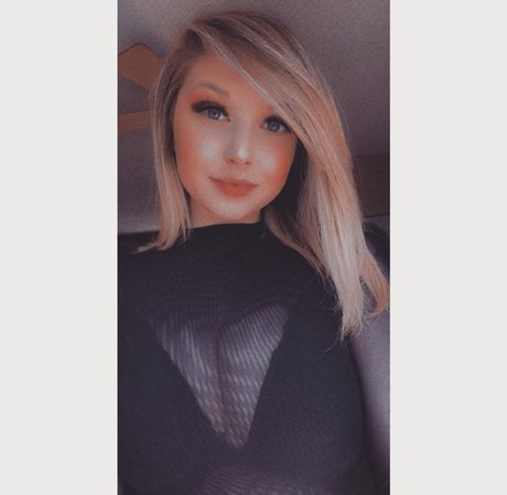 Karisa 無料モデル 写真