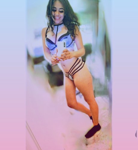 Alexa Tarango ヌードモデル 画像