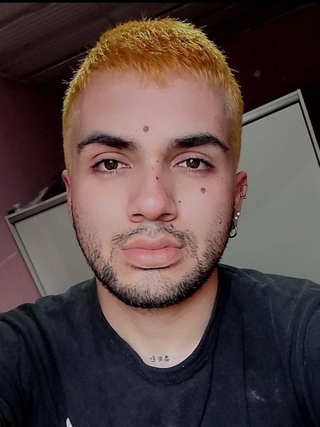 Lucas Rojas ポルノモデル 写真