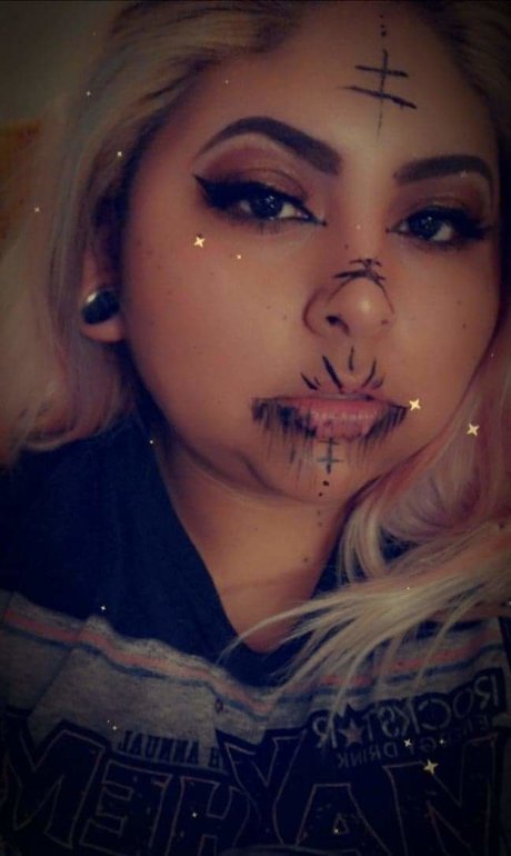 Sarah Hale 最高のスター ギャラリー