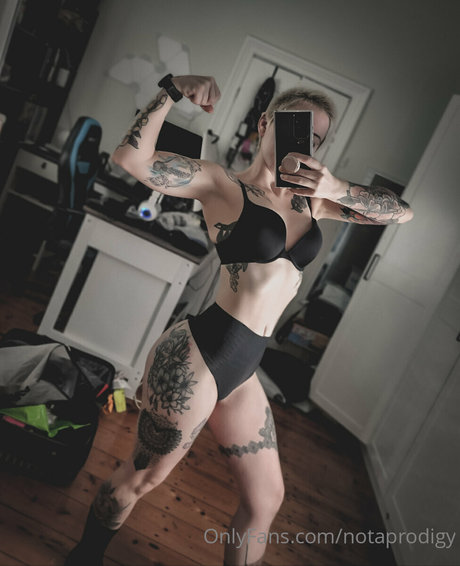 母乳オンリーファン ホットセックス ギャラリー