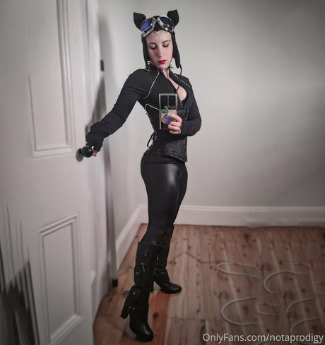 Notaprodigy 裸モデル ギャラリー