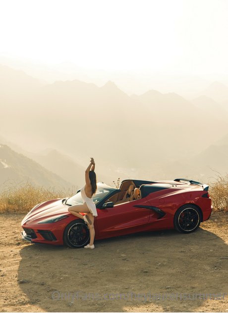 Lauren Summer ホットなスター ギャラリー