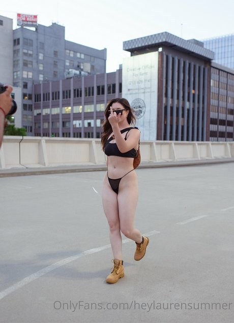 Lauren Summer かわいいスター 写真