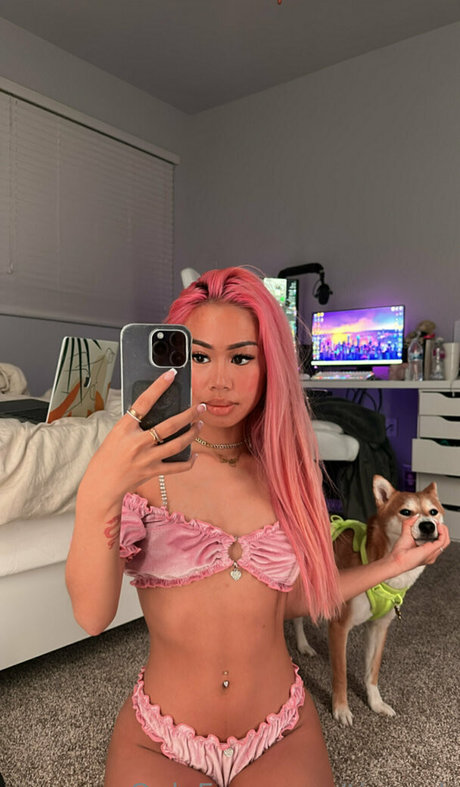 英国のティーンオンリーファン ホット裸 写真