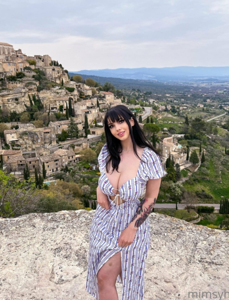 Mimsy 裸のポルノスター ギャラリー