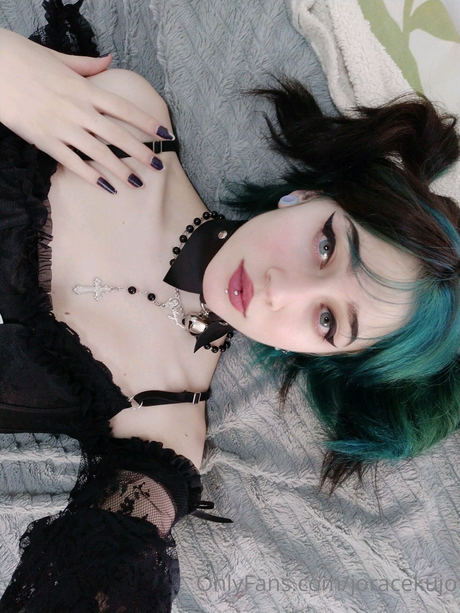 トゥインクスオンリーファンズ ヌード 画像