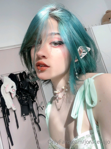 日本の女子高生OnlyFans アダルト無料 画像