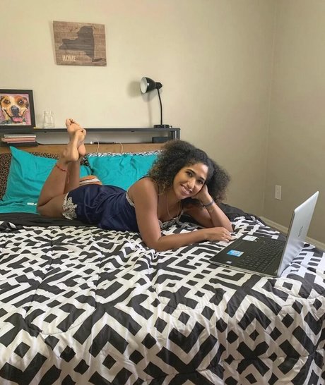 ゲイアナル舐めオンリーファンズ アートxxx ギャラリー