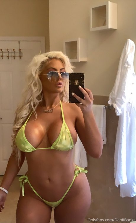 毛深いおまんこオンリーファンズ パーフェクト 写真