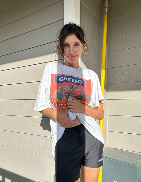 自然な赤毛のオンリーファンズ ホットヌード 写真