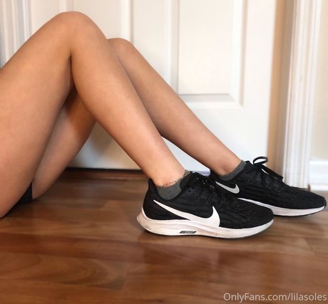 年配の熟女オンリーファンズ 無料 画像