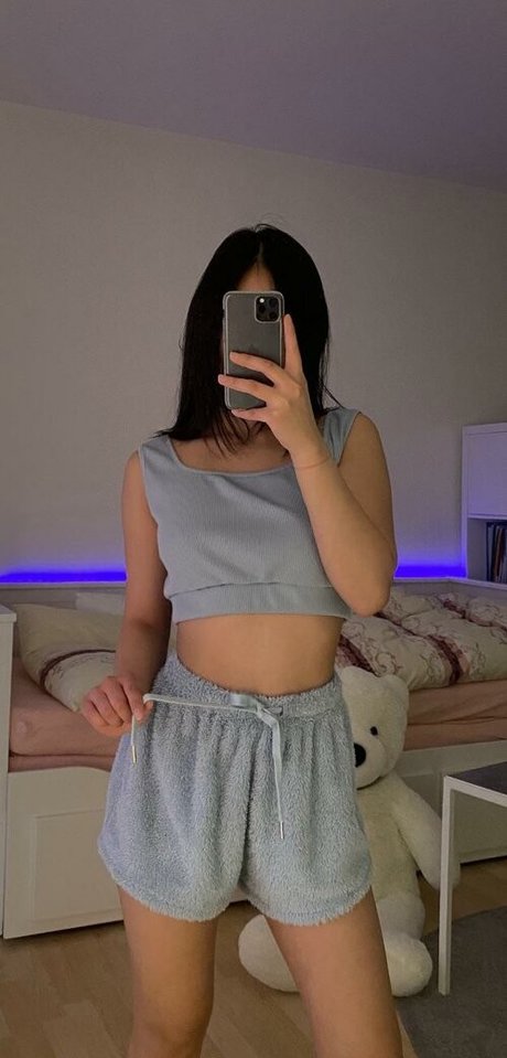 ブラジルの猫オンリーファンズ 美しい裸 写真