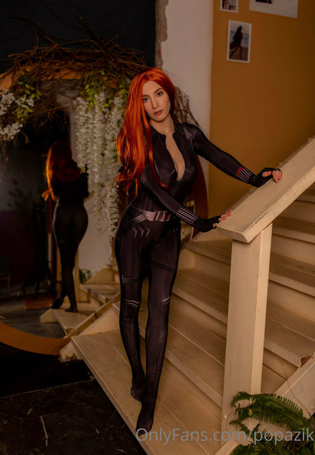 Popazik 美しいモデル 写真