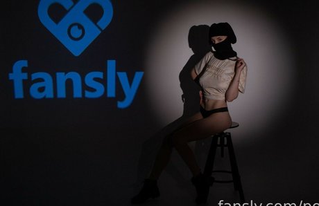 Popazik ポルノ女優 写真