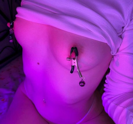 asyapixie ポルノスター 写真