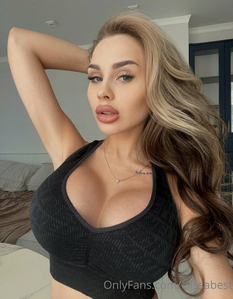 巨乳ブルネットオンリーファンズ 無料ポルノ ギャラリー