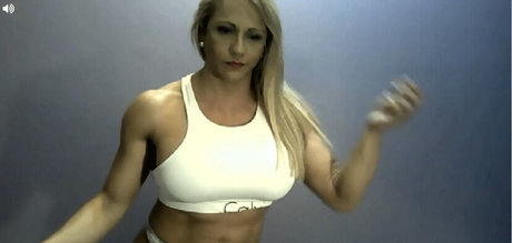 Tish Shelton xxxモデル 画像