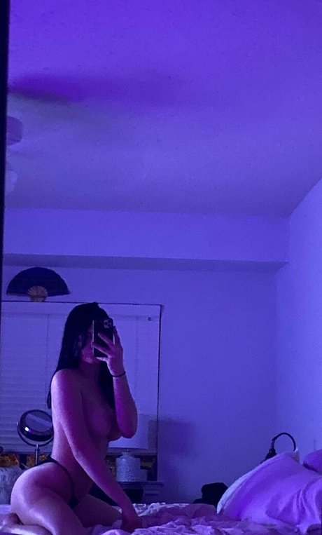 巨乳の熟女オンリーファンズ 無料ポルノ 画像