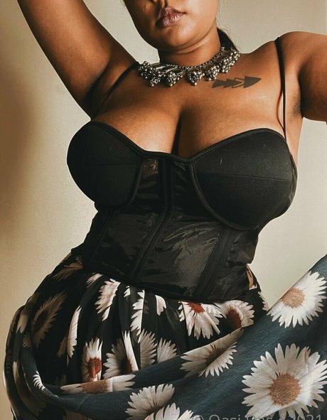 フェイシャルオンリーファンズ ホットセクシー 画像