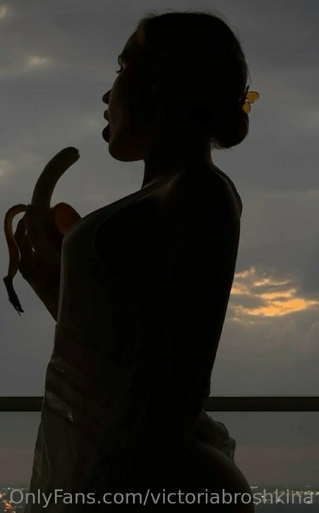 Victoria Broshkina ポルノスター ギャラリー